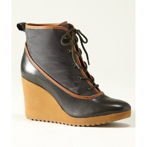 Women's L.L. BEAN SIGNATURE DUCKTRAP LACE UP PLATFORM WEDGE BOOTIES Size 7.5 - Picture 1 of 11